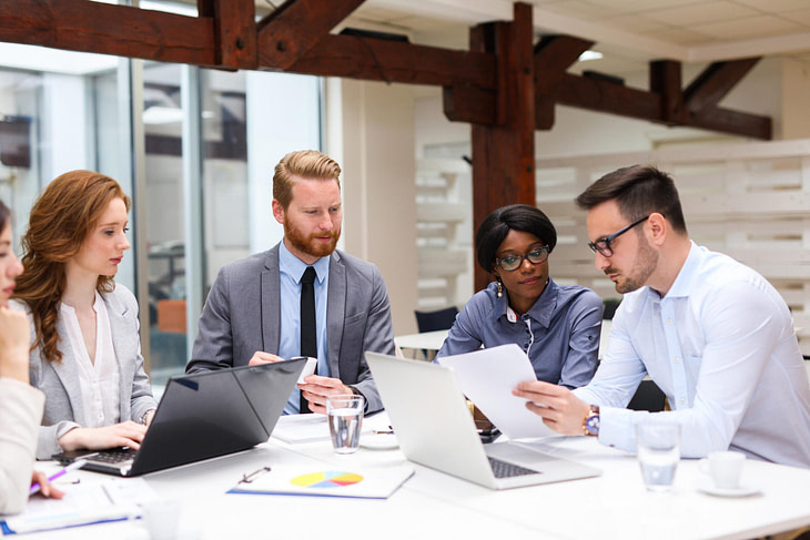 outsource HR services for financial businesses