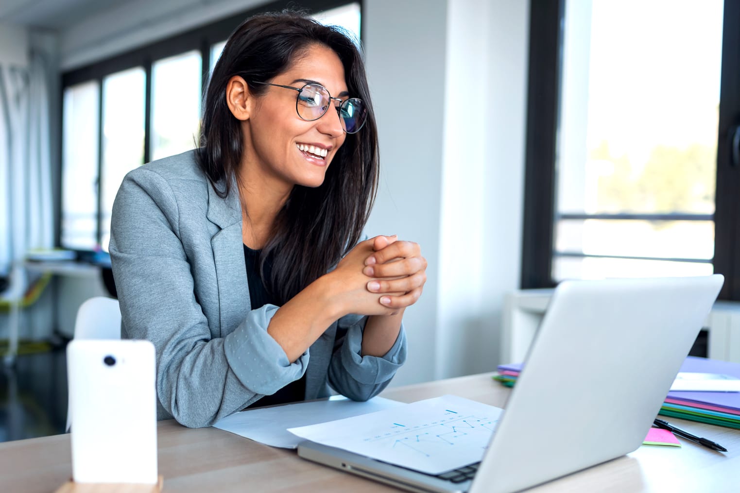 How to find the right virtual legal assistant