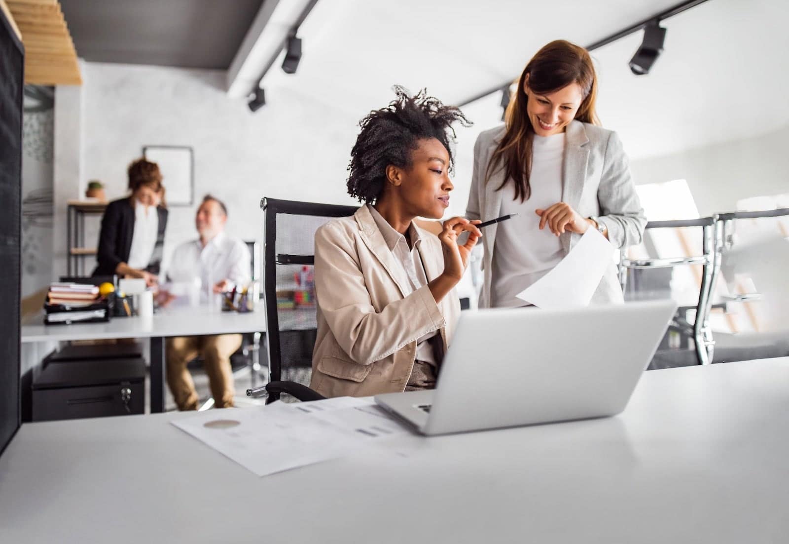 Two womens working together