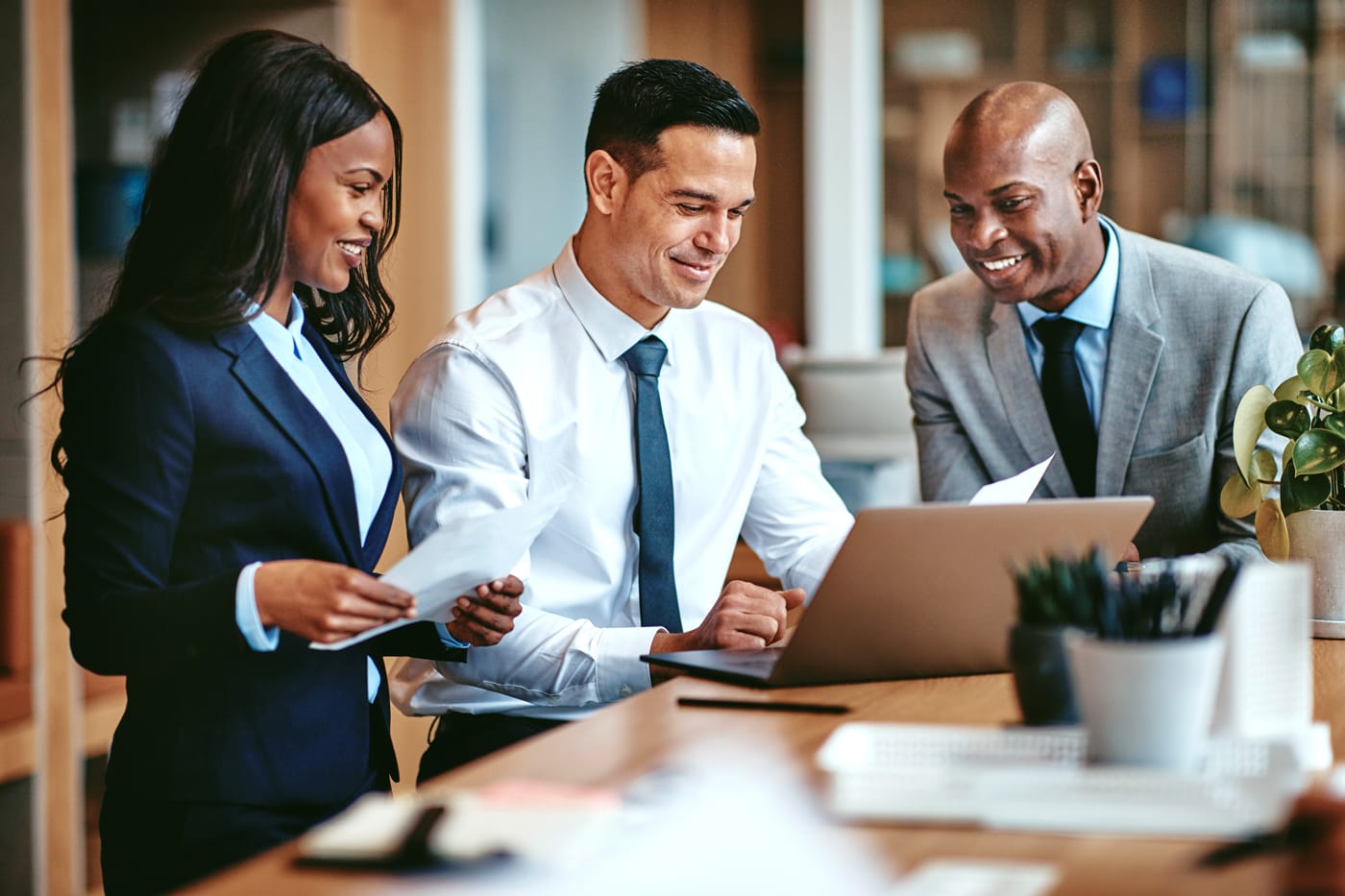 Paralegal outsourcing vs. common alternatives