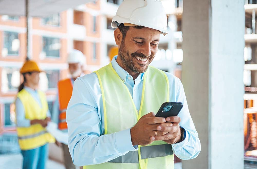 payroll for construction company being done by site leader thanks to Namely