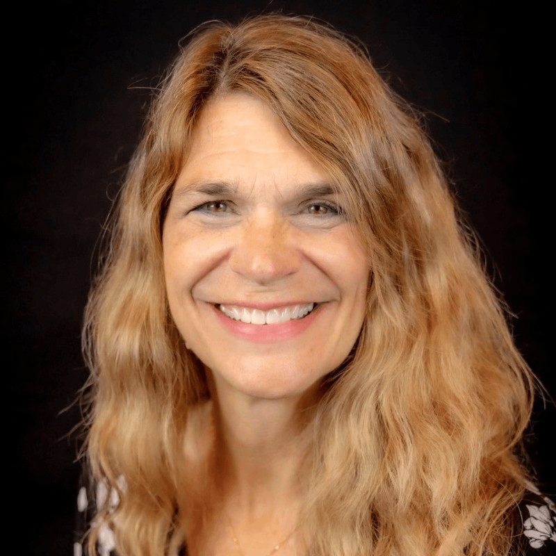 Tammy Dawson Headshot