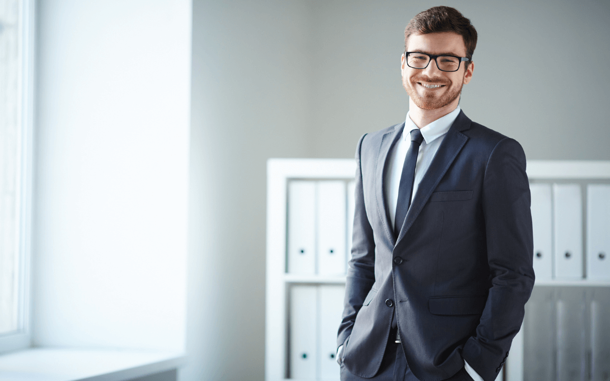 Explore the benefits of outsourcing payroll beyond cost savings
