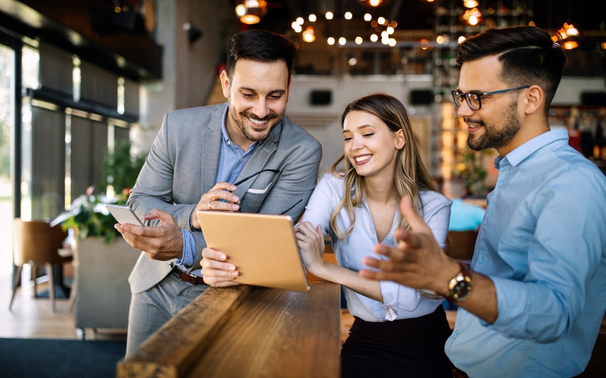 employees Implementing an Effective Claims Outsourcing Strategy