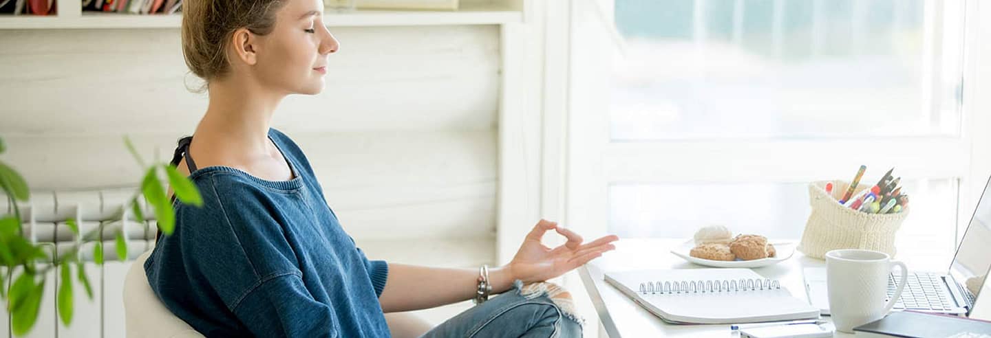 10-Healthy-Work-Habits-While-Working-from-Home
